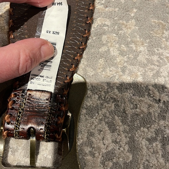 WIDE BLACK BELT all leather that is thinner on the ends - Picture 3 of 4